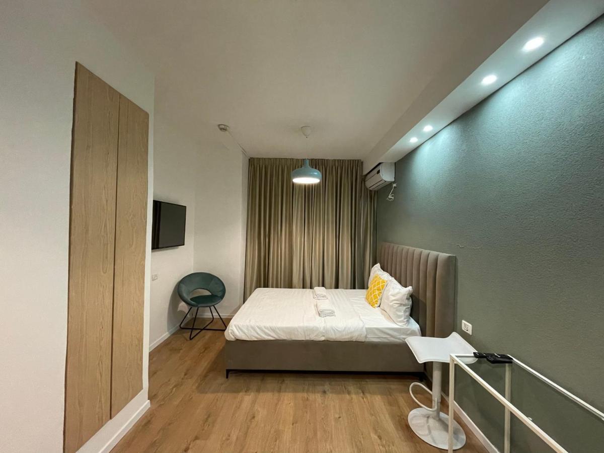 Rothschild 79 Hotel Petach Tikva Екстериор снимка